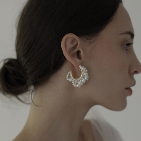 A.B. Ellie Pearl Drew Hoops - Picture 1 of 10